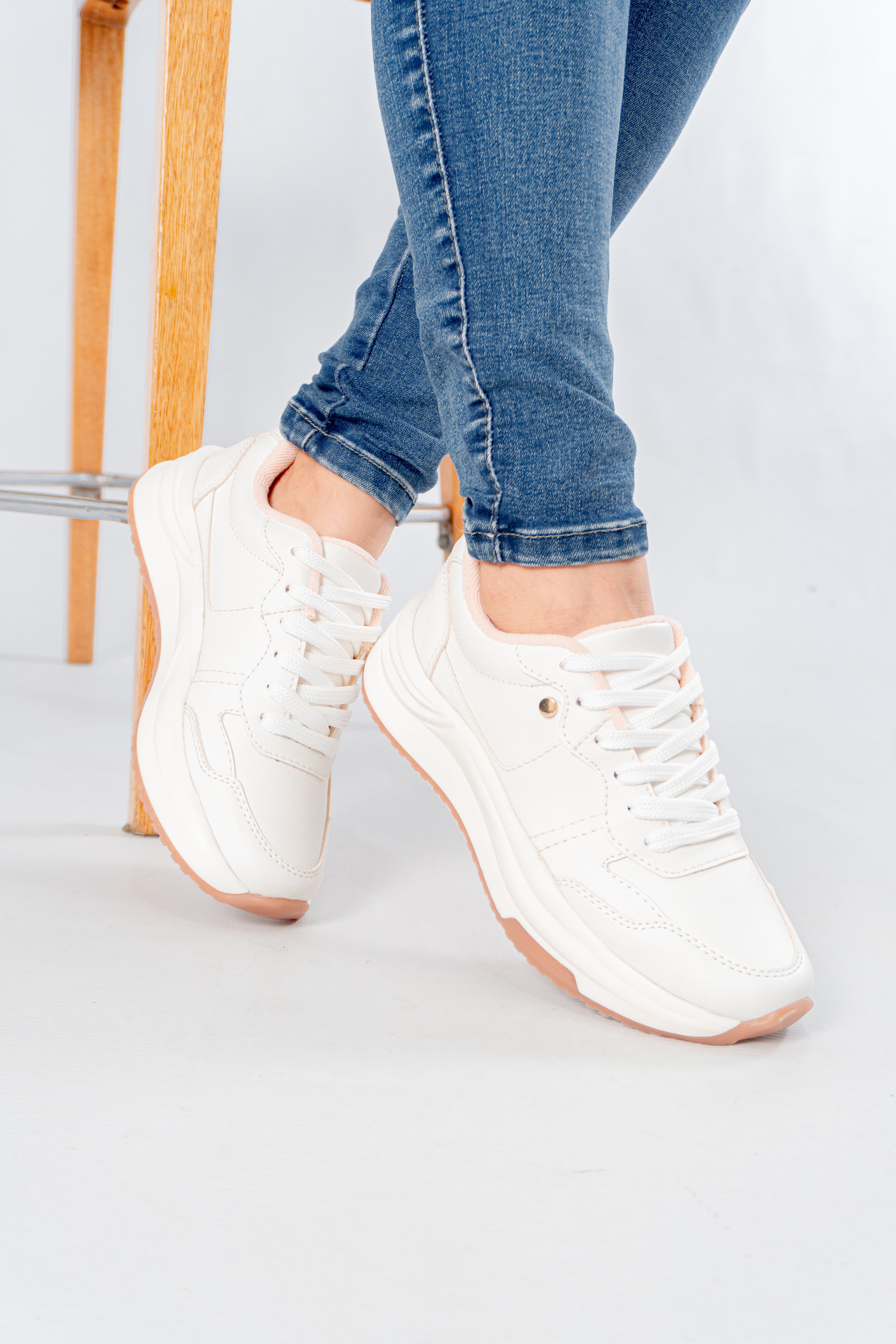 Tenis casual Lola para mujer | Geratti Shoes