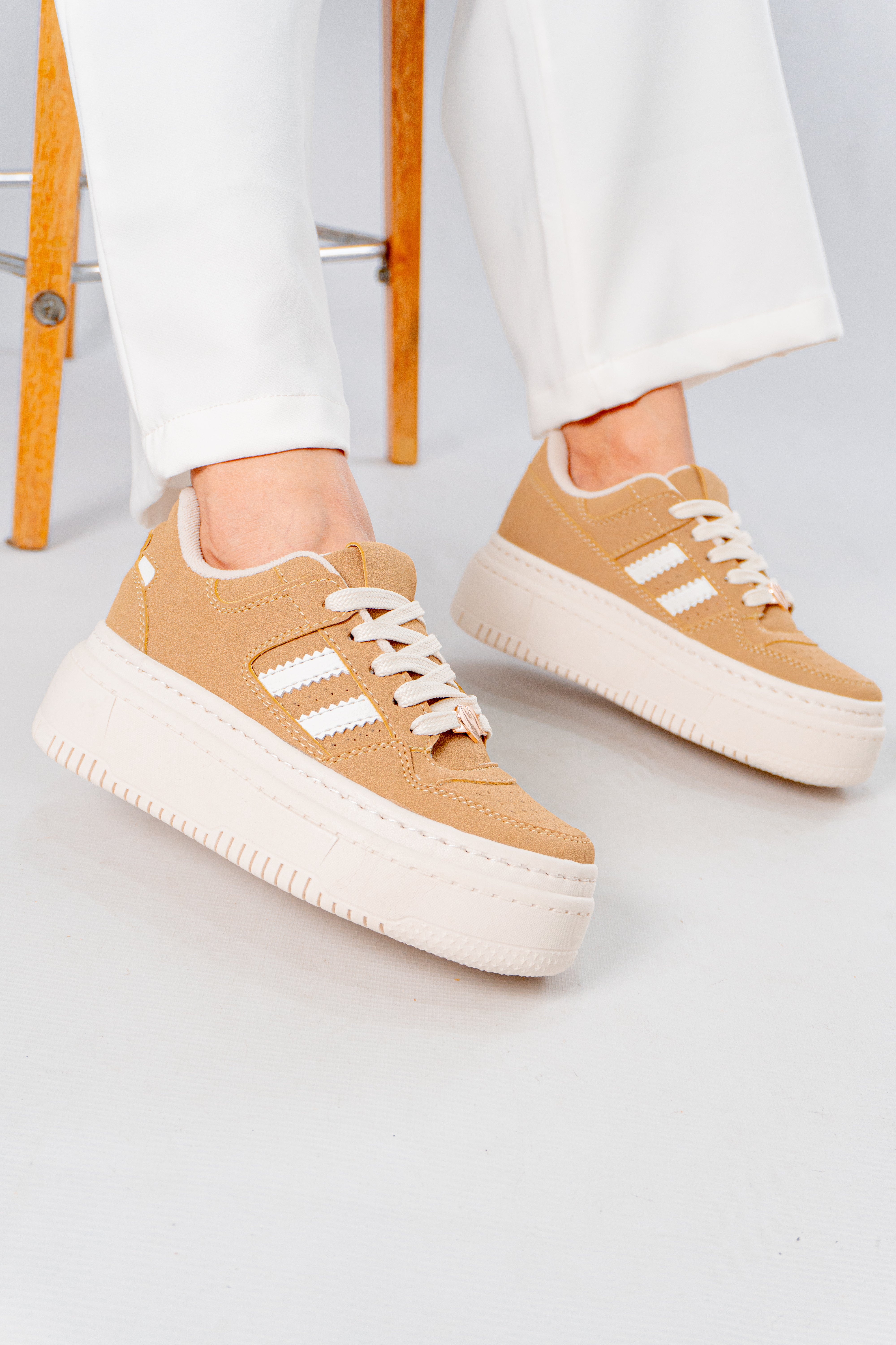 Tenis casual Gaby para mujer | Geratti Shoes