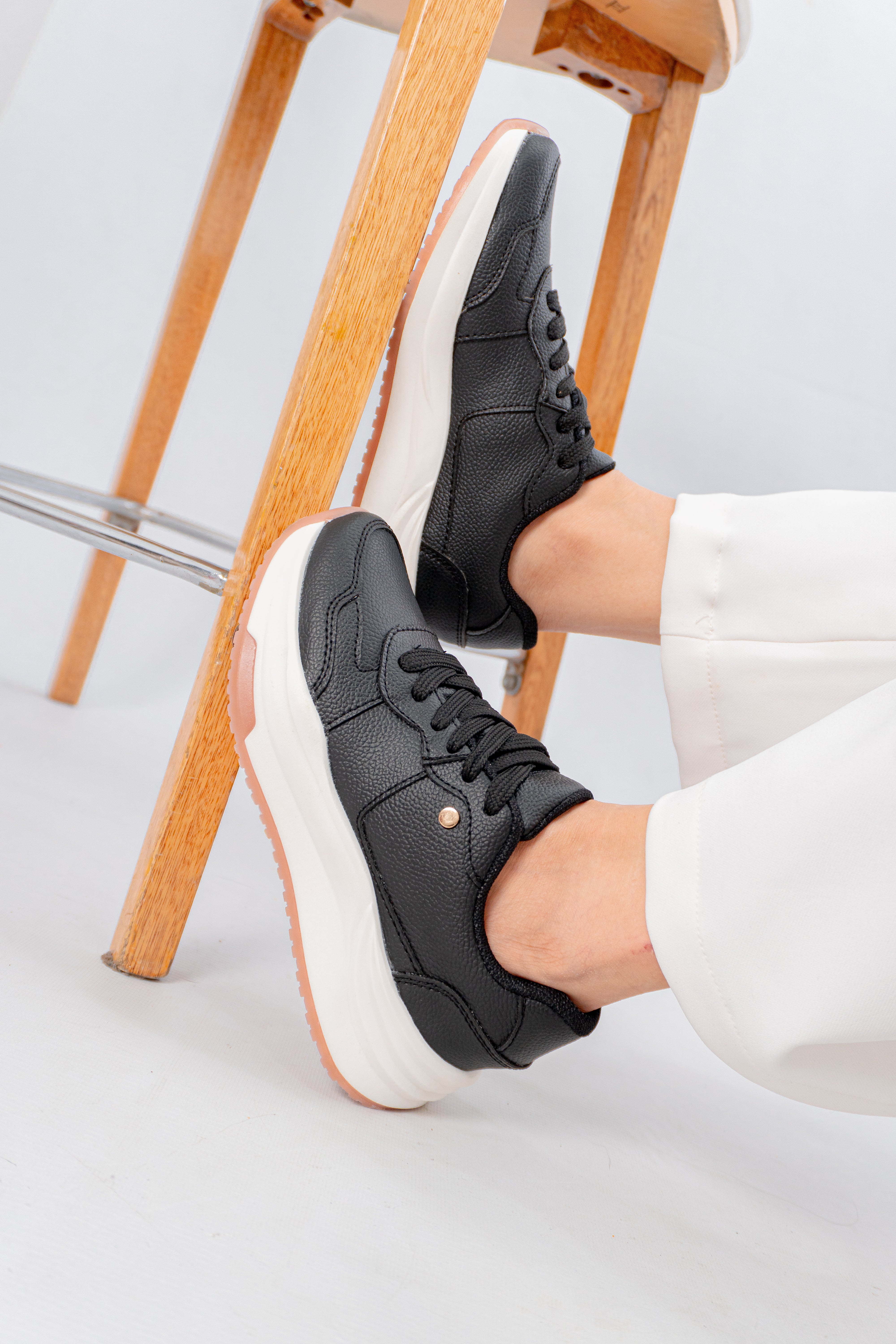 Tenis casual Lola para mujer | Geratti Shoes